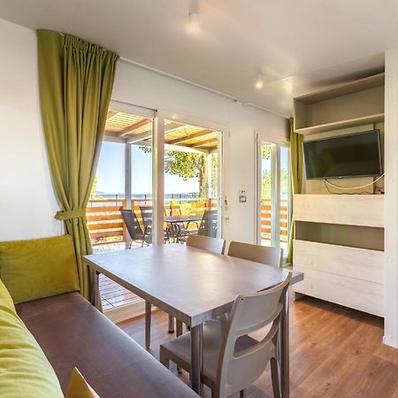 Eurocamp Mobile Homes At Campsite Ljutic Biograd Na Moru Exteriér fotografie