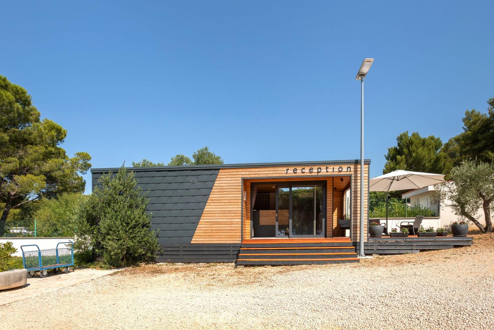 Eurocamp Mobile Homes At Campsite Ljutic Biograd Na Moru Exteriér fotografie
